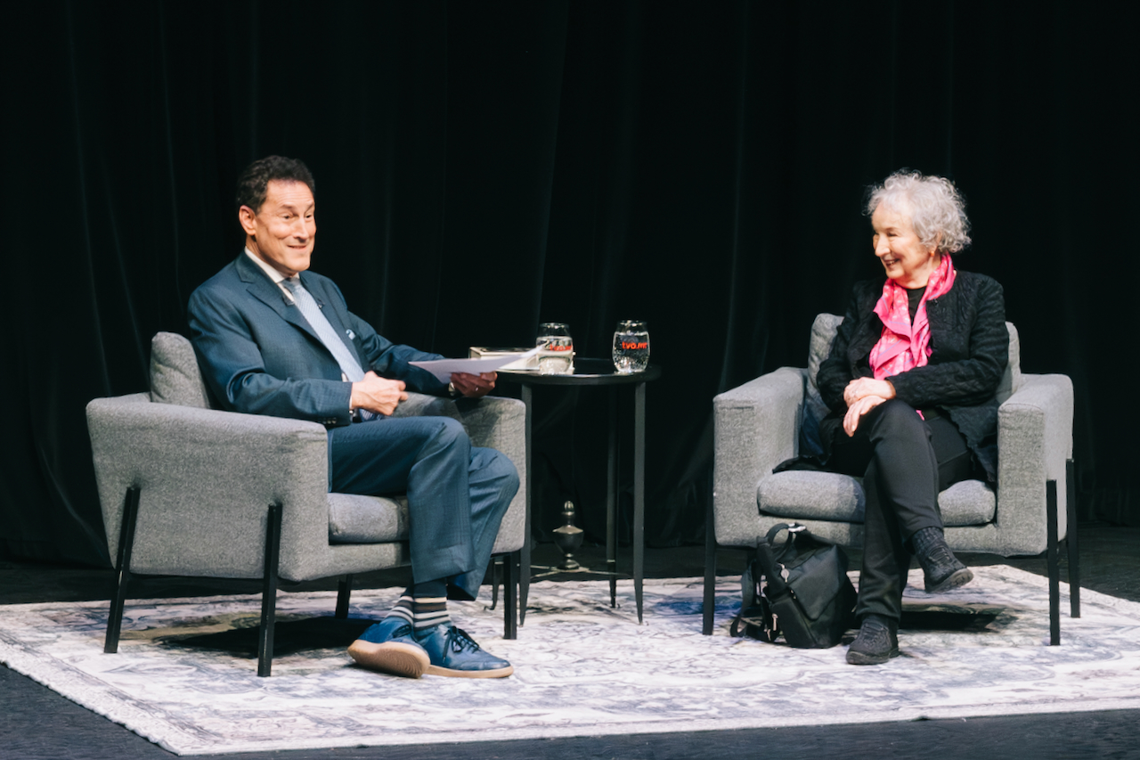 Vic alumni Steve Paikin and Margaret Atwood captivated the audience at the Isabel Bader Theatre on Nov. 28 with their talk, The Art of Democracy. (Photos by Will Dang)