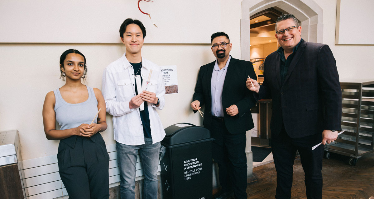 From left to right: Justin Liou, VUSAC sustainability commissioner, Anandita Vishnoi, VUSAC sustainability co-chair, Ajay Sharma, associate director for hospitality services, and Jason Sabatini, manager food services.